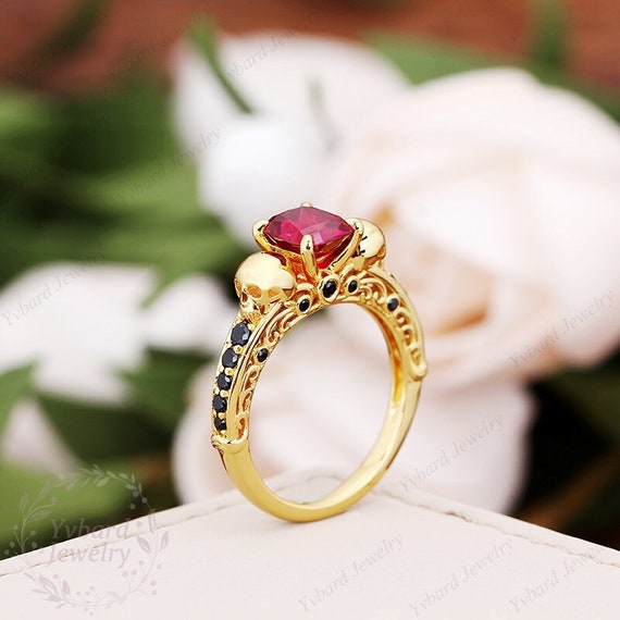 Scrollwork engagement ring deals