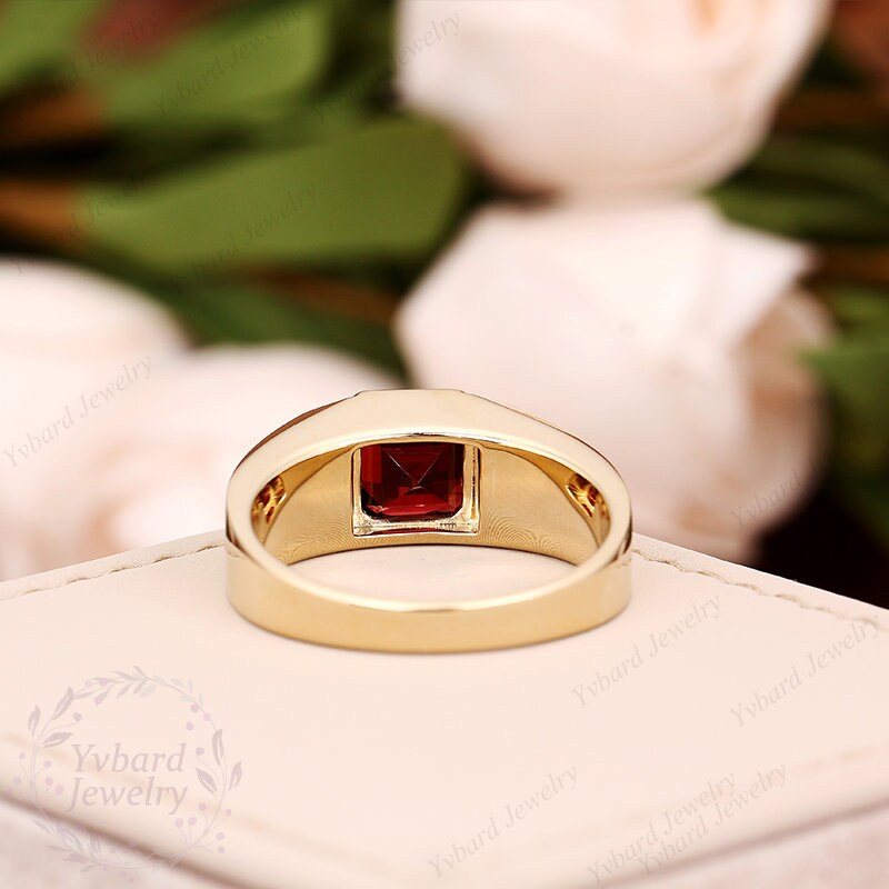 Men's 14k gold garnet ring clearance