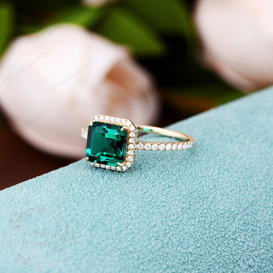 エメラルド クラシック ハロー リング 2.25ct 7mm ラディアントカット