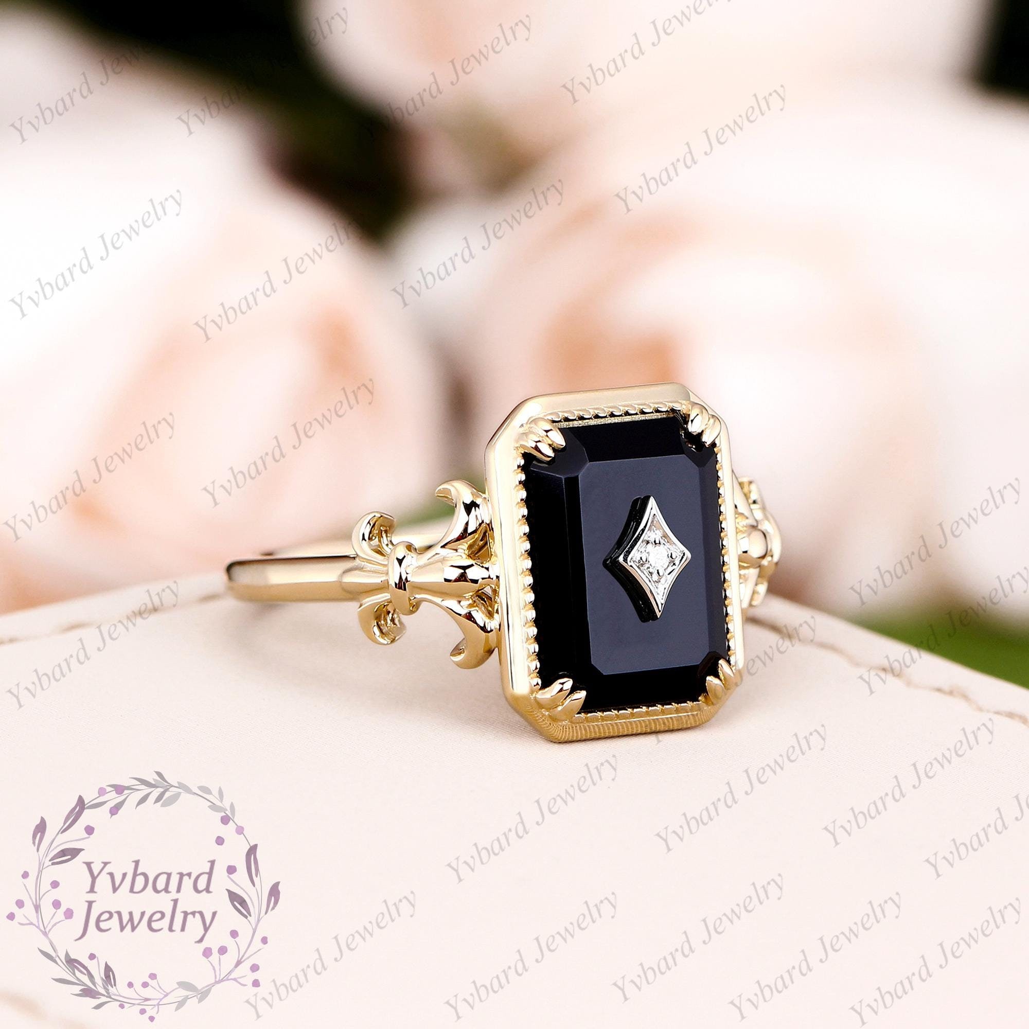 Natural Black Onyx Ring Vintage Real Diamond Solid 18K/14K Natural Black Onyx Ring Vintage Real Diamond Solid 18K/14K