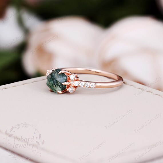 ニコニコ最高級モアサナイトモアッサナイト　エメラルド　ラウンドカットリング 最高級モアサナイトモアッサナイト エメラルド ラウンドカット