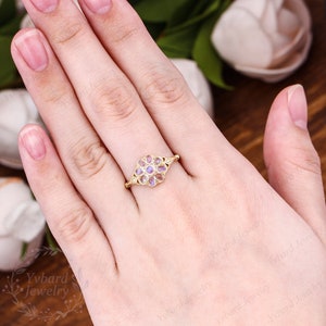 Natural Moonstone Engagement Ring 14K/18K Yellow Gold Wedding Ring Diamond Ring Dainty Vintage Milgrain Ring Moonstone Cluster Bridal Ring zdjęcie 10