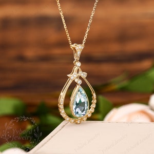 9ct Gold Aquamarine & CZ Pear Cluster Pendant & 18