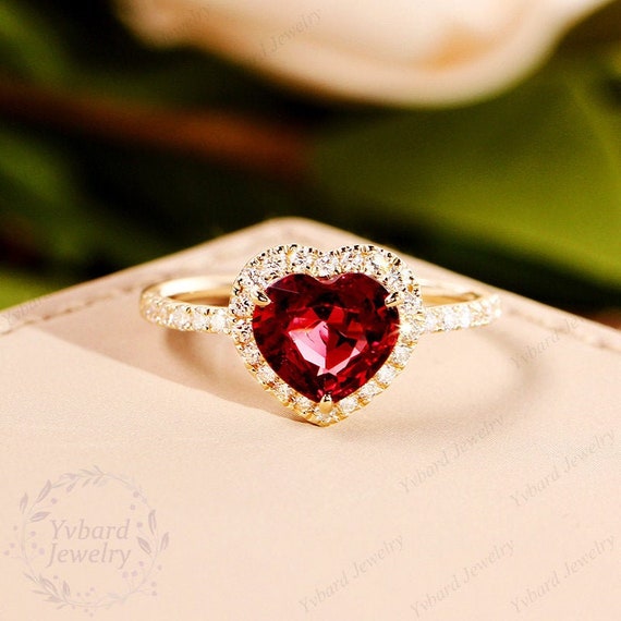 Heart shaped hotsell garnet ring