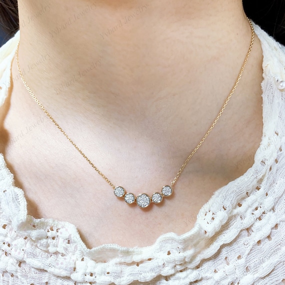Daily wear on sale diamond necklace