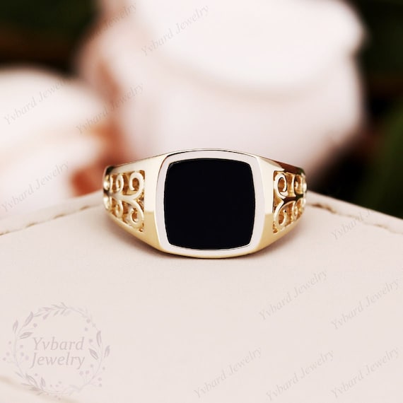 Color Blossom Signet Ring, Yellow Gold, White Gold, Onyx And