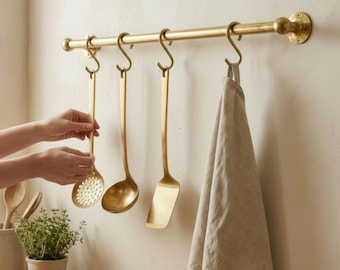 Solid Brass Kitchen Rail with S Hooks – Wall Mounted Utensil Holder, Vintage Farmhouse Pot & Pan Hanger, Brass Kitchen Organizer