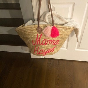 Kundenspezifische Strohtaschen Personalisiertes HOCHZEITS-GÄSTEGESCHENK mit Monogramm Tasche Brautdusche Taschen, kundenspezifische Strandtasche, Strohtasche, gestickte Tasche
