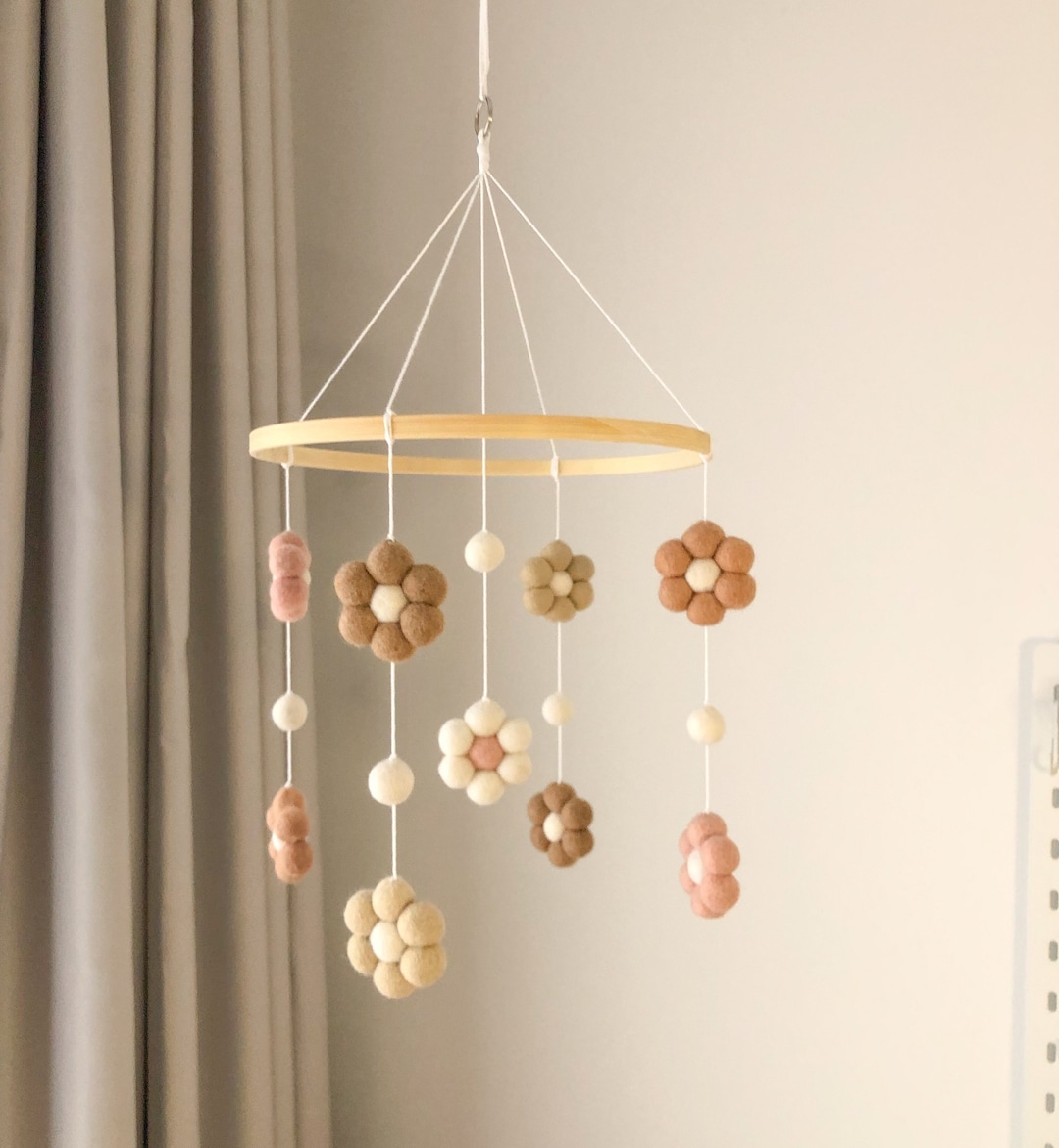 Daisy Nursery Mobile/flower Baby Mobile/daisy Mobile for Nursery/floral