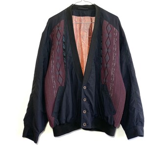 Cardigan vintage nero soft shell viola lavorato a maglia maglione cosby vintage leggero giacca a blocchi di colore del 1990 immagine 1