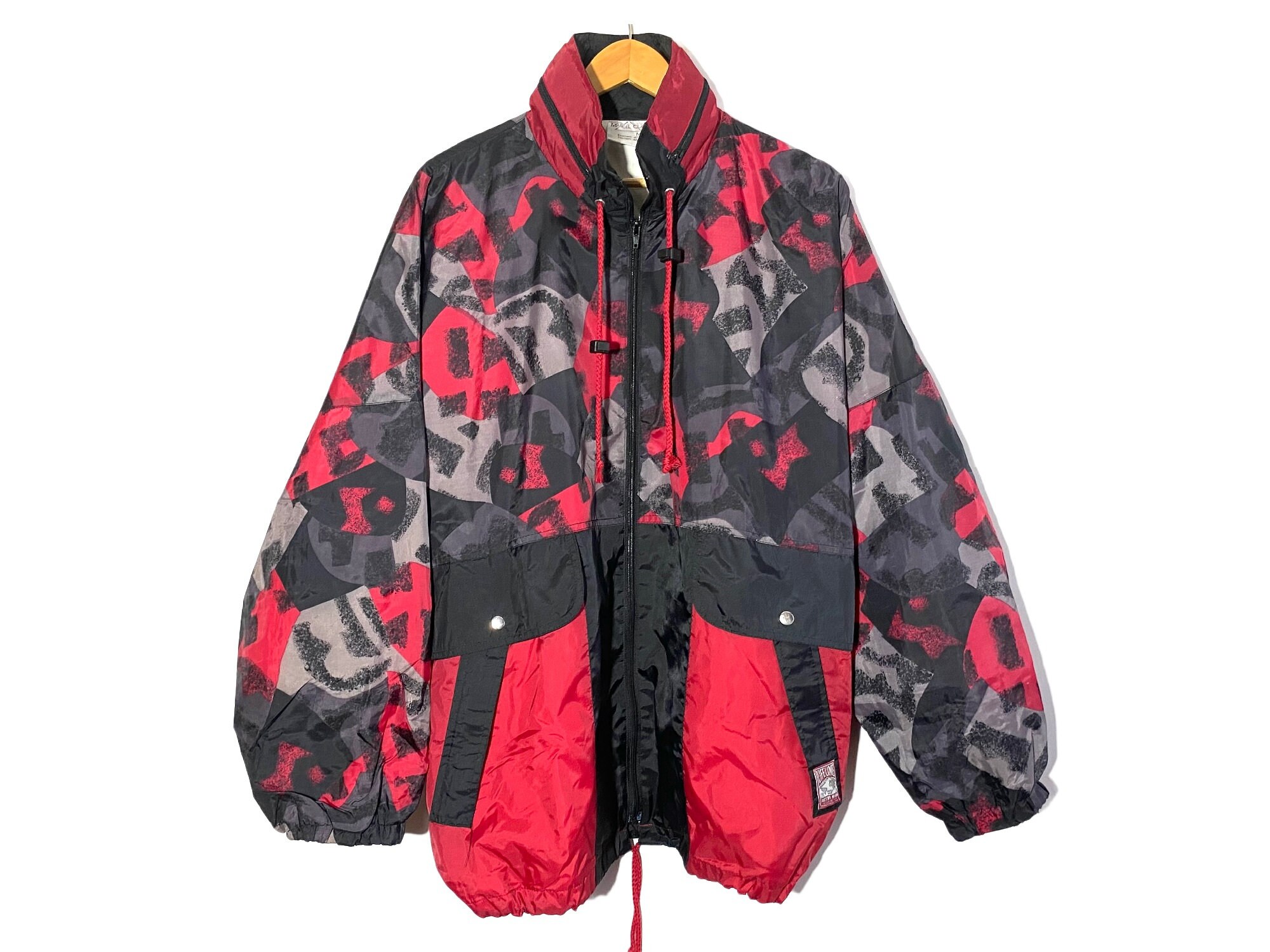 Vintage windbreaker red crazy pattern black gray 1990 raincoat 90s polyamide softshell jacket with hood