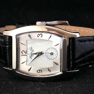 Classic Silver Tone & Black Leather Band Kenneth Cole New York Ladies’ Watch, New Battery!