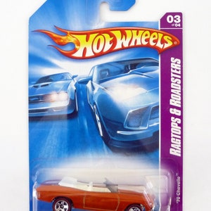 Hot Wheels &#39;70 Chevelle 083/180 Ragtops & Roadsters Orange Die-Cast Car 2007