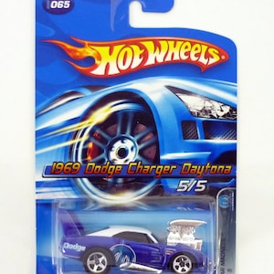 Hot Wheels 1969 Dodge Charger Daytona #065 Mopar Madness 5/5 Blu Die-Cast 2006