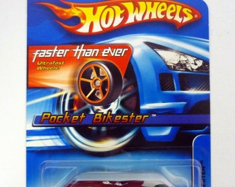 Hot Wheels Pocket Bikester #175 Faster Than Ever Red Die-Cast Car FTE 2006