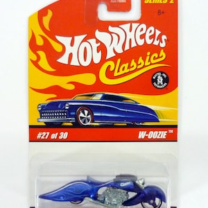 Hot Wheels W-Oozie Classics Series 2 #27 of 30 Blue Die-Cast Motorcycle 2006