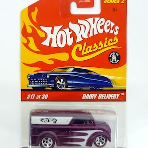 Hot Wheels Dairy Delivery Classics Series 2 #17 of 30 Purple Die-Cast Truck 2006