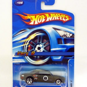 Hot Wheels Vairy 8 #156 Grün Druckguss Auto 2006
