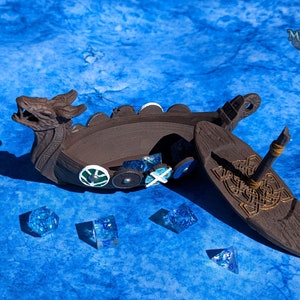 Viking Longboat 3D-geprinte dobbelsteengevangenis: Mythic Roll-collectie van Unchained Games
