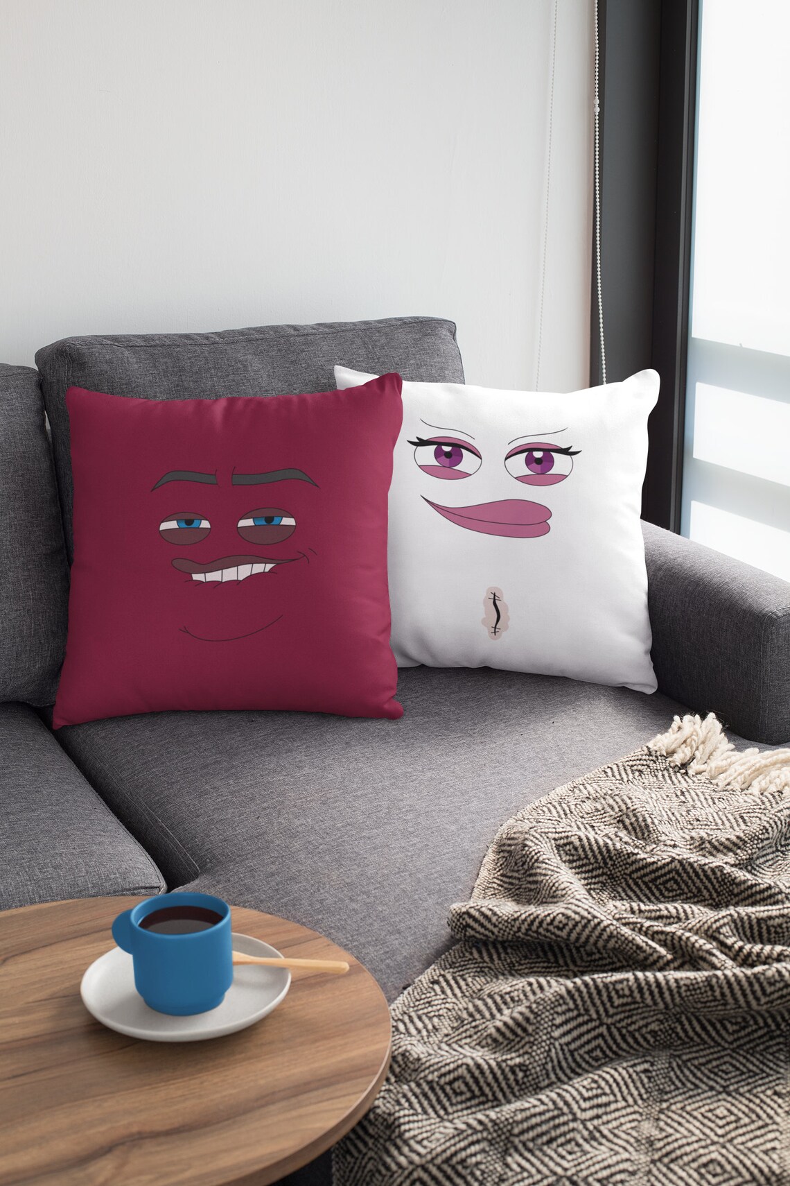 Big mouth inspired pillow. Almohadas/ cojínes inspirados en Etsy