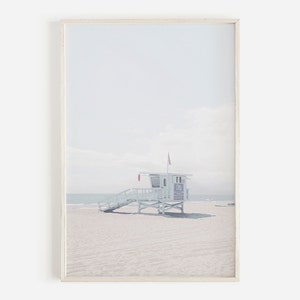 Life Guard Tower Print, Summer Wall Art, Beach Rescue Print, Coastal Photography, Surf Rescue Printable, Life Guard Tower Printable Wall Art