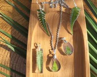 Nature necklace in real fern