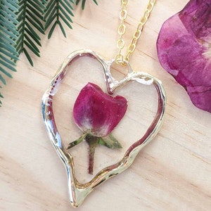 Collier pendentif coeur véritable fleur photo 4