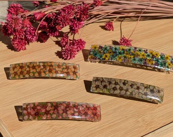 Pinza para el pelo hecha de flores reales