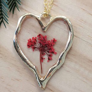 Collier pendentif coeur véritable fleur photo 10