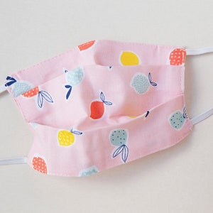 かわいいフェイスマスク 幼児・未就学児・子供・子供用 ピンクレモン 綿100% ノーズワイヤー 二重層 洗える 再利用可能 調節可能 2サイズ