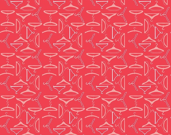 Vintage Happy 2 Hangers Cayenne by Lori Holt for Riley Blake Designs, 100% Cotton Fabric, C9142-CAYENNE