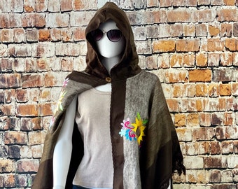 Ecuador-poncho Lightweight and warm, Alpaca fringed hooded poncho, 70% alpaca 30 cotton, unisex, one size fits most.