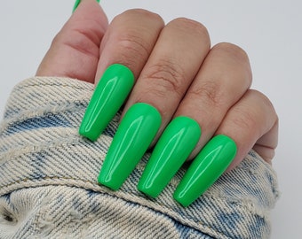 Neon Green Press On Long Coffin Nails/ Press On Nails/ Coffin Nails/ Summer Nails/ Green Nails/ Fake Nails/ False Nails/ Glue On Nails