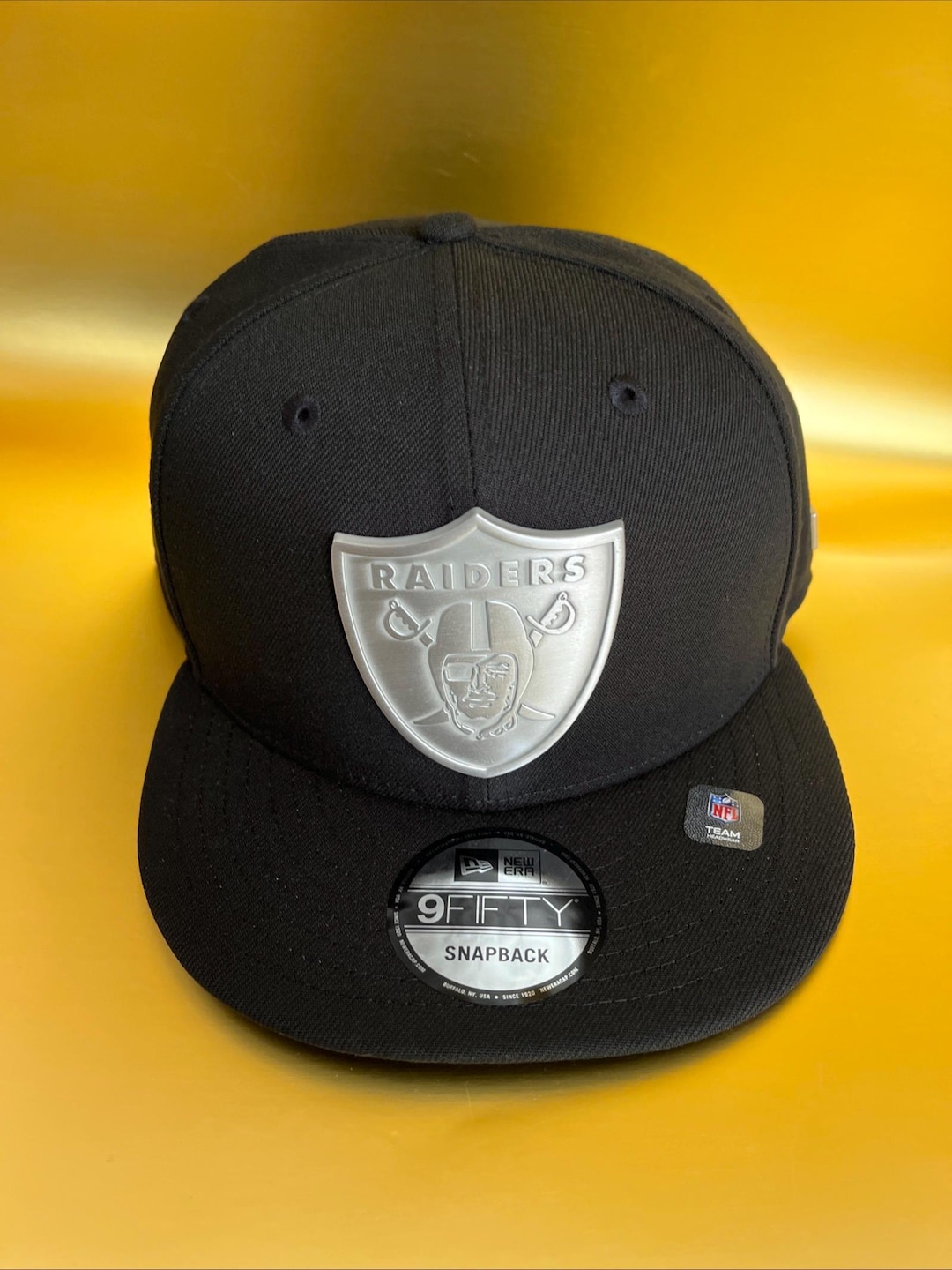 Raiders pewter’s shield 90s レイダース メタル Vintage 90s Raiders sports specialties shield logo hat Super rare