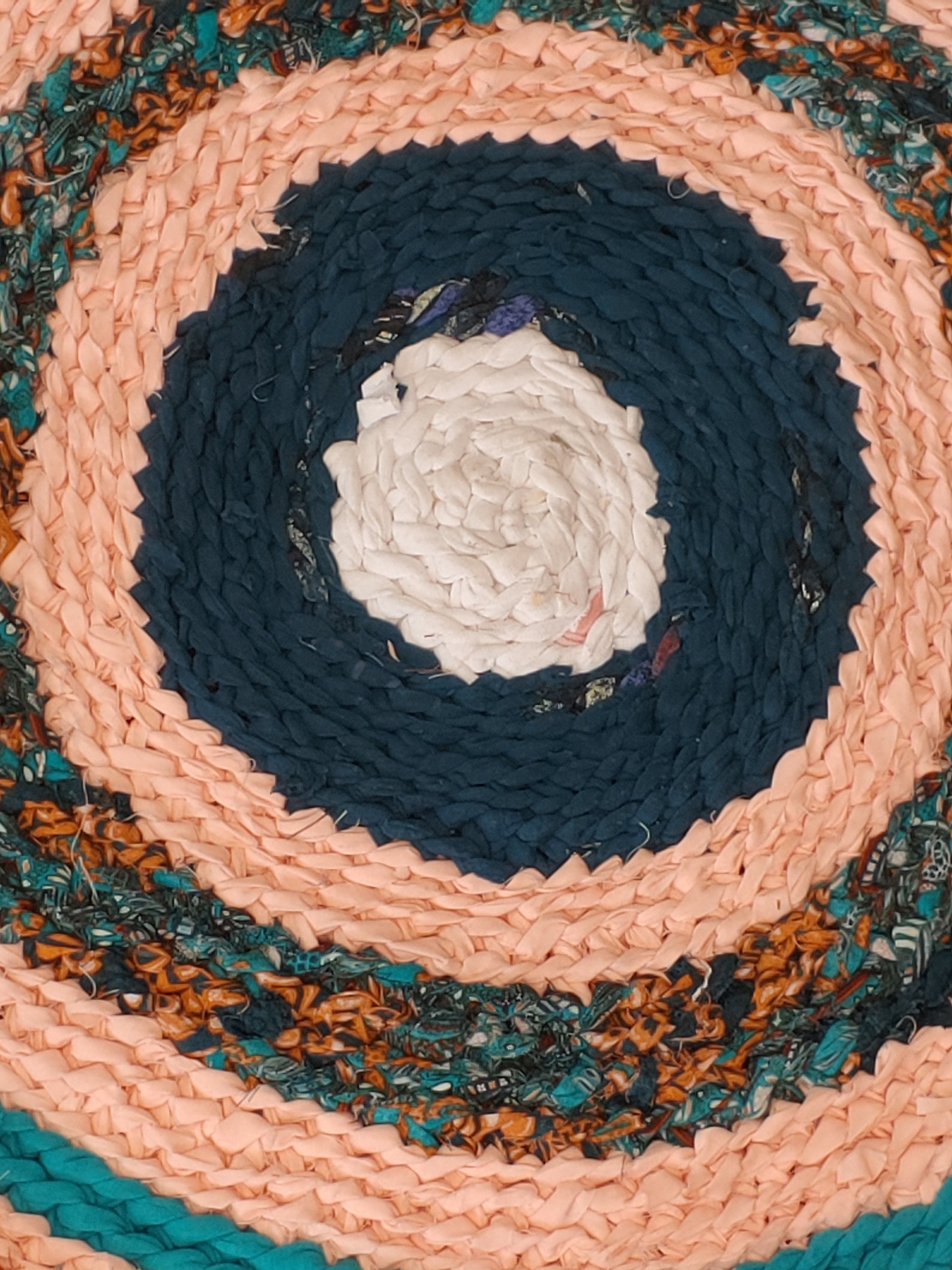 Upcycled Rag Tropical Ride: 24 Round Rag Rag Handmade from Upcycled - Etsy.de