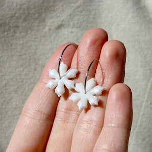 Handmade White Snowflake Earrings - Winter Jewelry Gift for Her, Minimalist Christmas Earrings, Unique Holiday Gift Ideas, Secret Santa Gift