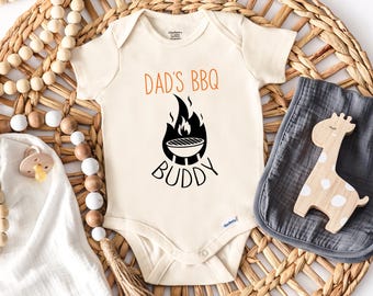 Dad’s BBQ Buddy Onesie®, Newborn Baby Onesie®, New Dad Daddy Onesies®,Baby Shower Gift, Daddy Baby Onesie®,Dad&#39;s Grilling Buddy(SC-RUAiBBQB)