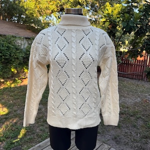 Vintage 70s/80s College Point Knit Turtleneck Sweater