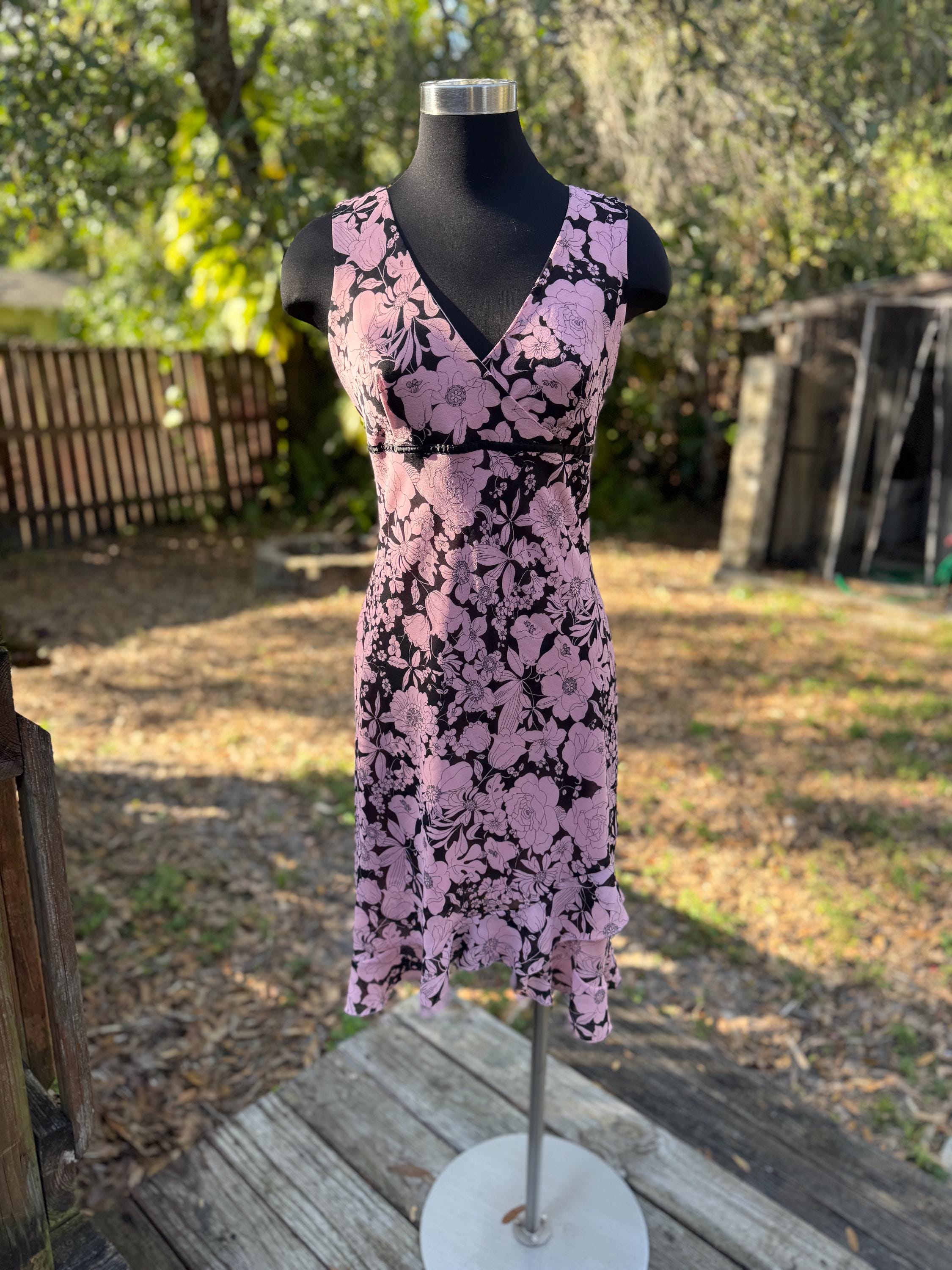walk on the beach maxi dress Liliana Black with Ruffle Sleeves Size:63XL (6'6