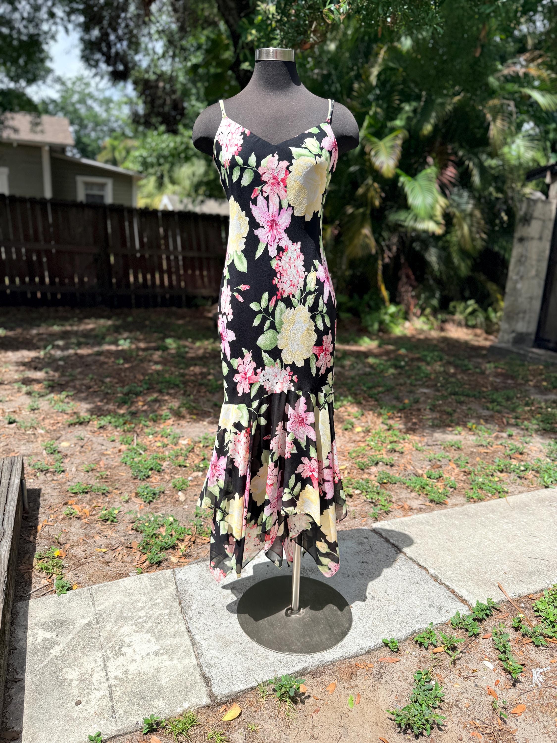 asymmetrical hem dress Asymmetrical Hem Dress main image 1
