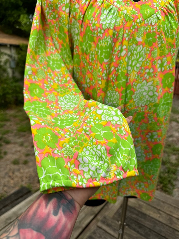 1960s Bright Neon Floral Lilly Pulitzer Tunic Top… - image 5