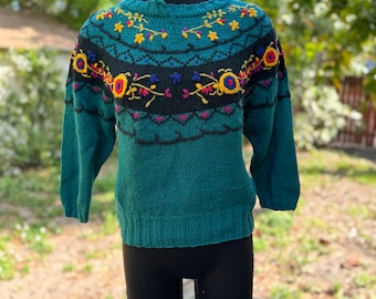 1980s/90s Vintage Jennifer Reed Petite Hand Knit Floral Pullover Sweater