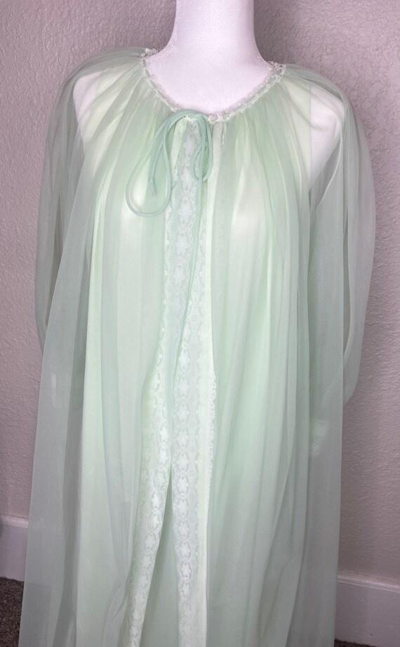 Vintage Miss Elaine nightgown
