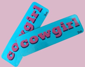 Cowgirl-klistermärke: 7,5 cm vattentålig vinyldekal
