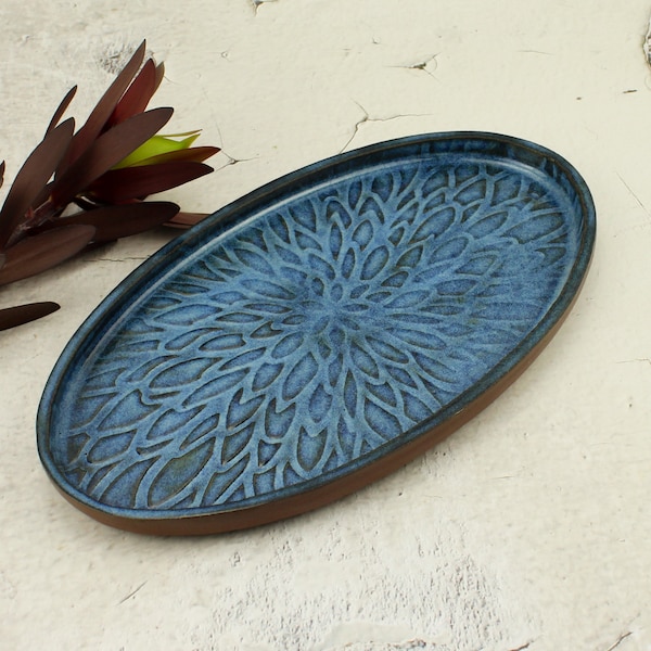 Skinny Oval serving platter. Ceramic plate.  Stoneware serving tray. Oval Serving plate.  Serving dish. Handmade stoneware platter.