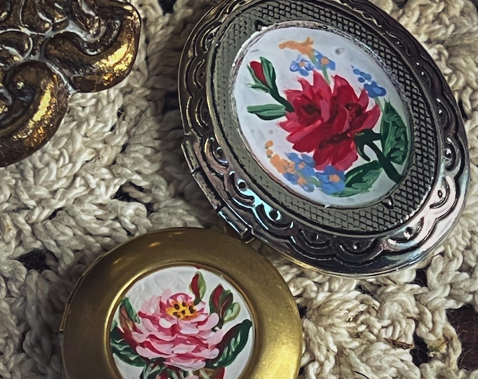 Custom Gift for Mother’s Day - Memorial Locket with custom Hand Painted florals