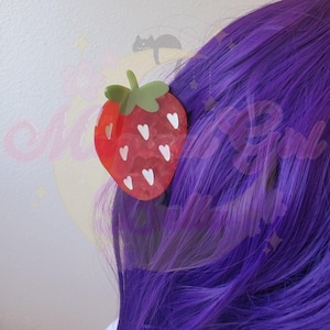 Strawberry Hair Claw