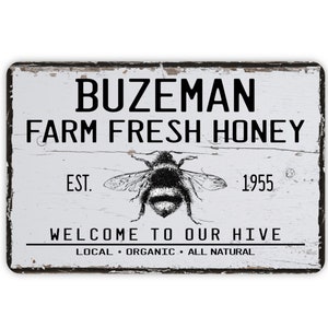 Farm Fresh Honey Metal Sign, Personalized Contemporary Modern Farmhouse Metal Wall Decor, Bee Apiary Themed Vintage Novelty Gift, 12&quot;x8&quot;