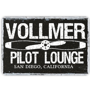 Vintage Style Pilot Lounge Personalized Metal Sign, Contemporary Modern Farmhouse Wall Decor, Aviation Themed Vintage Novelty Gift, 12"x8"