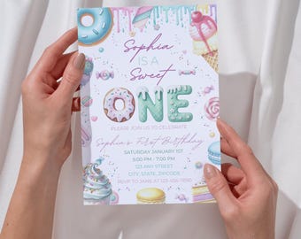 Invitación de cumpleaños para una dulce niña, invitación para el primer cumpleaños, dulces en colores pastel, postre, donut, caramelo, helado, cupcake, invitaciones de 5 x 7